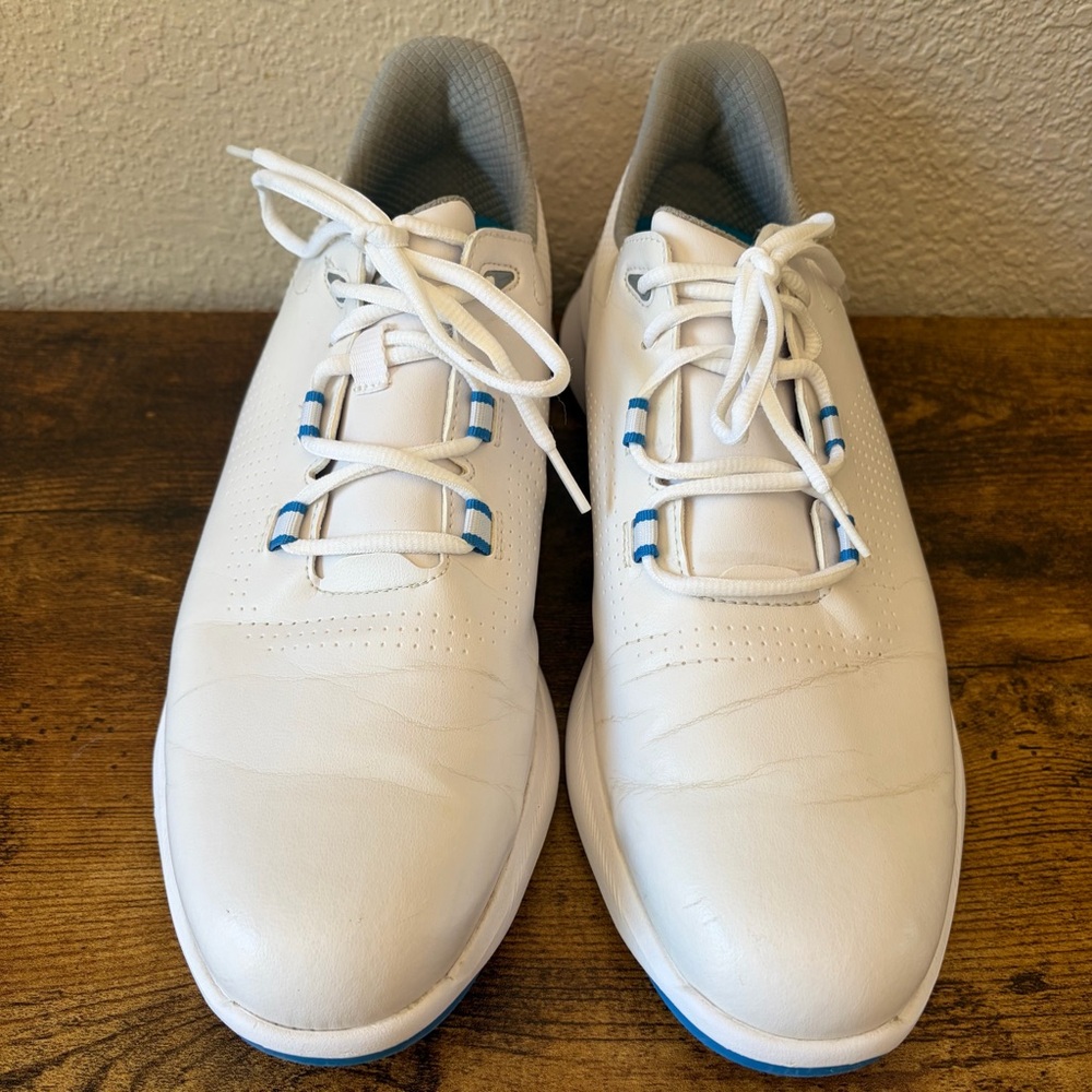 FootJoy Men's 11 FJ Fuel Spikeless Enhanced Grip Performance Golf Shoes White - Picture 3 of 8